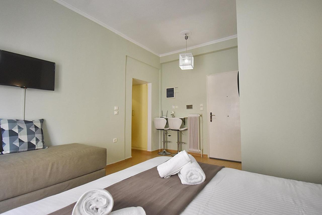 Check Point - Plaka Apartment เอเธนส์ ภายนอก รูปภาพ