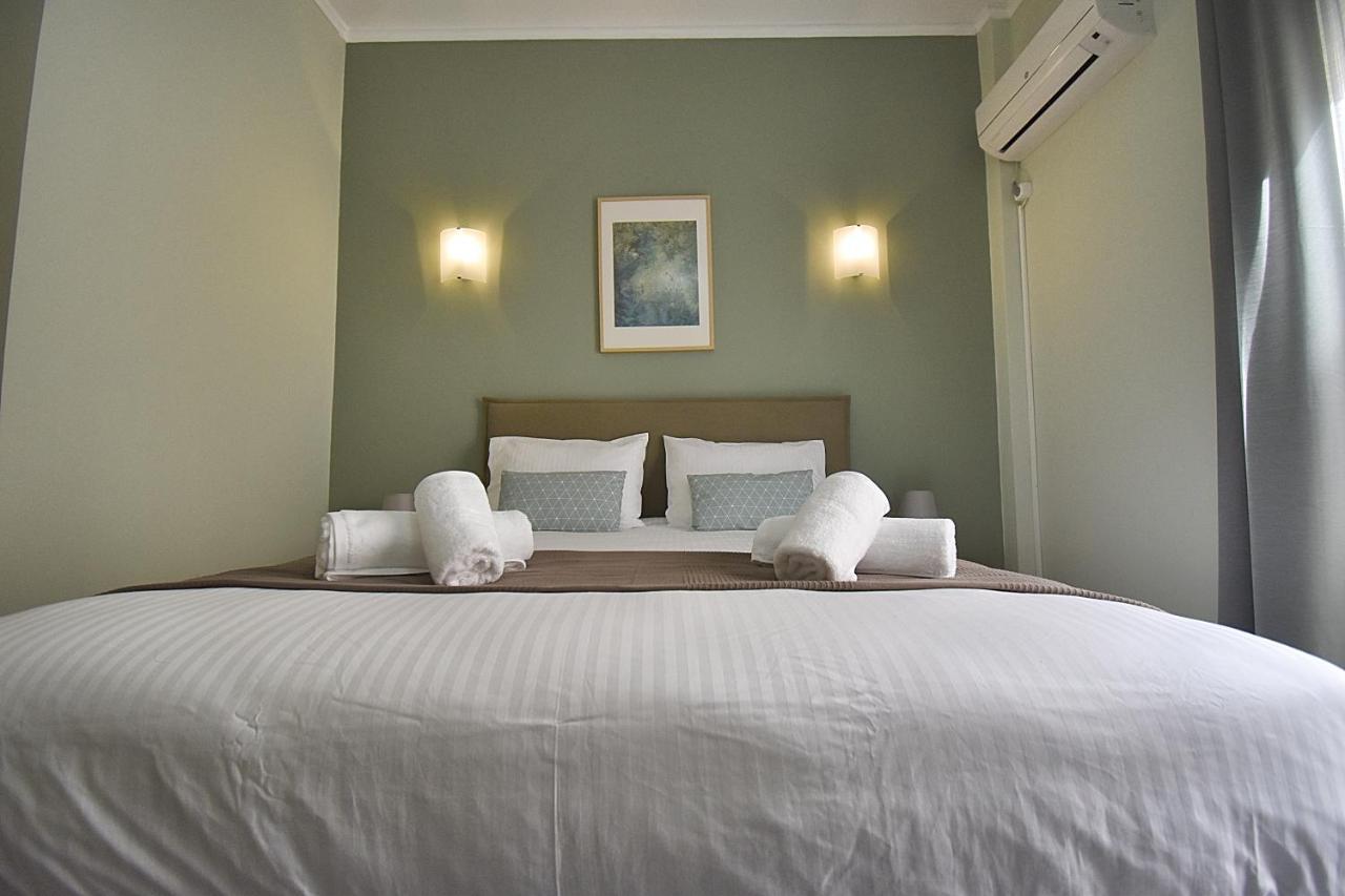 Check Point - Plaka Apartment เอเธนส์ ภายนอก รูปภาพ