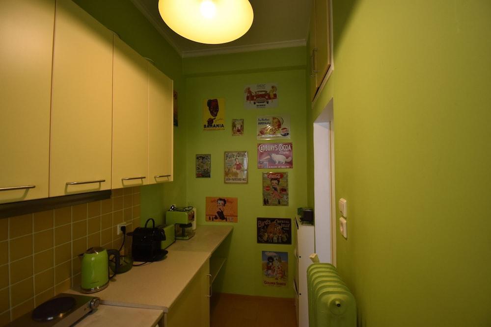 Check Point - Plaka Apartment เอเธนส์ ภายนอก รูปภาพ